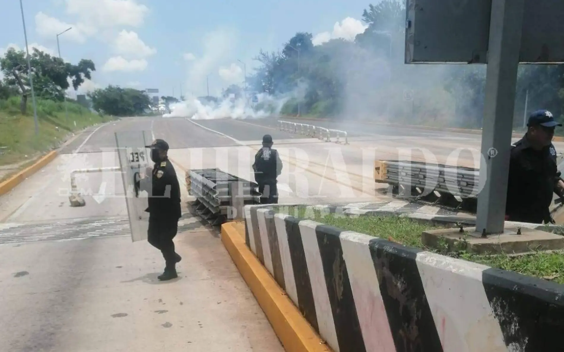 retiran a pobladores